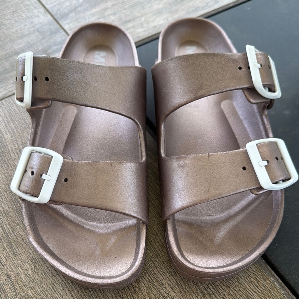 Kids Metallic Sandals